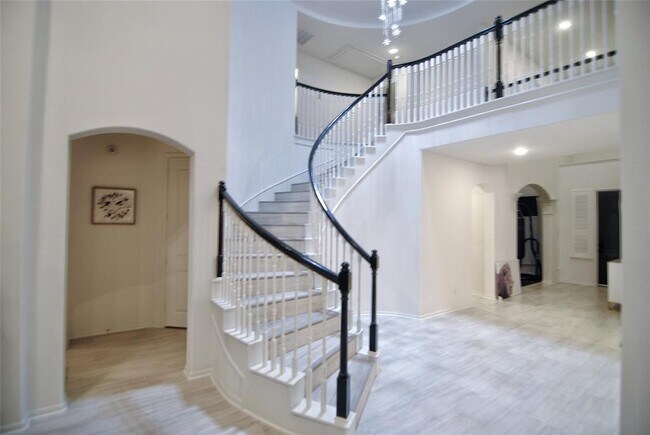 Building Photo - 30107 Alder Run Ln