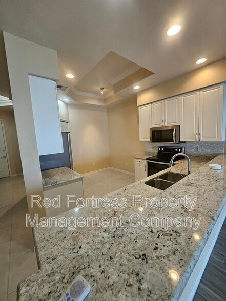 Building Photo - 1789 Four Mile Cove Pkwy