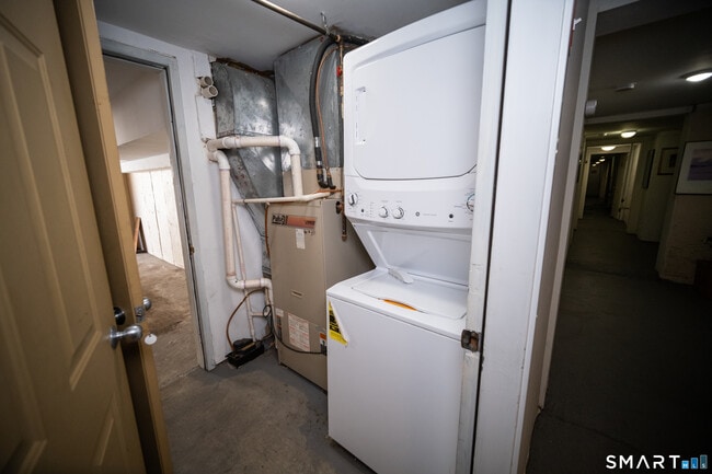 Building Photo - 3236 Madison Ave