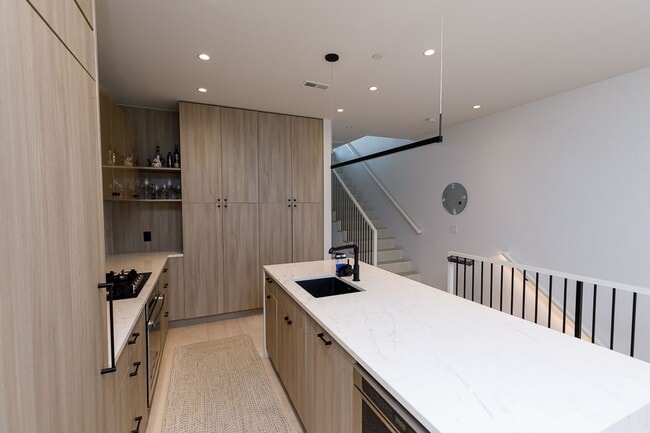 Building Photo - Modern Penthouse in Columbia Heights
