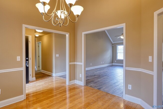 Building Photo - 105 Glenfield Ct