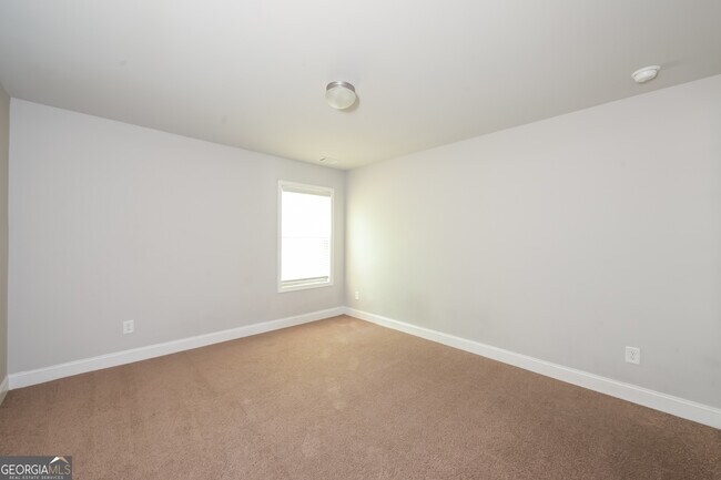 Building Photo - 767 Overlook Gln Dr