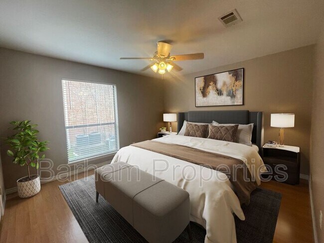 Building Photo - 4133 NE Stallings Dr