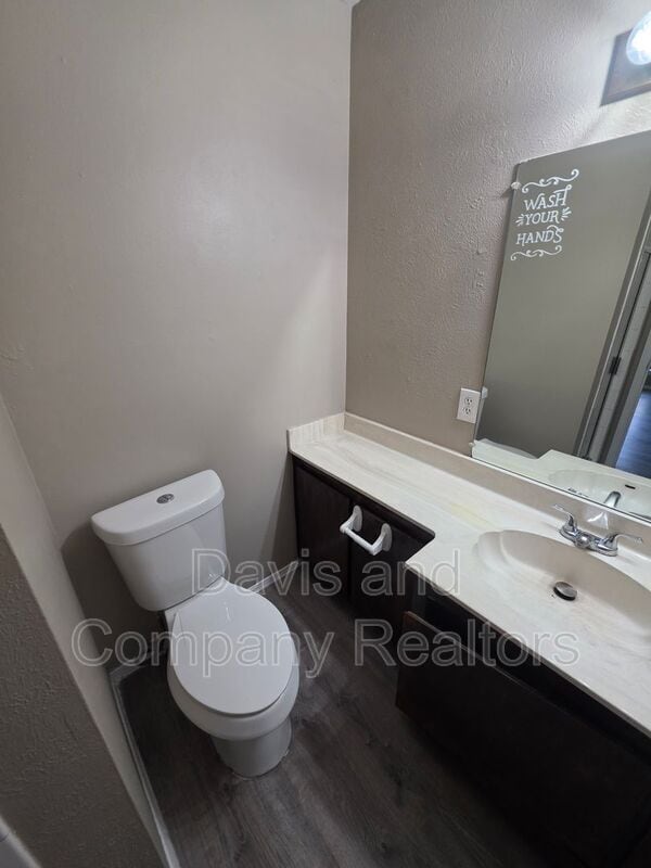 Building Photo - 4412 St Andrews Dr