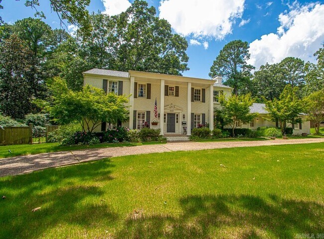 Primary Photo - 2820 N Rodney Parham Rd