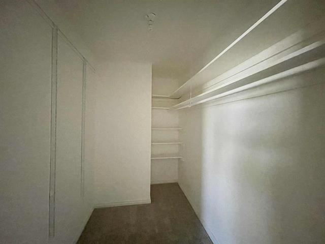 Building Photo - 118 Oakhaven Dr