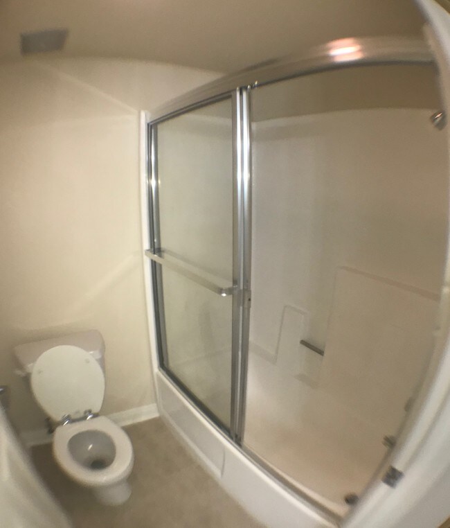 Building Photo - 5540 Owensmouth Ave