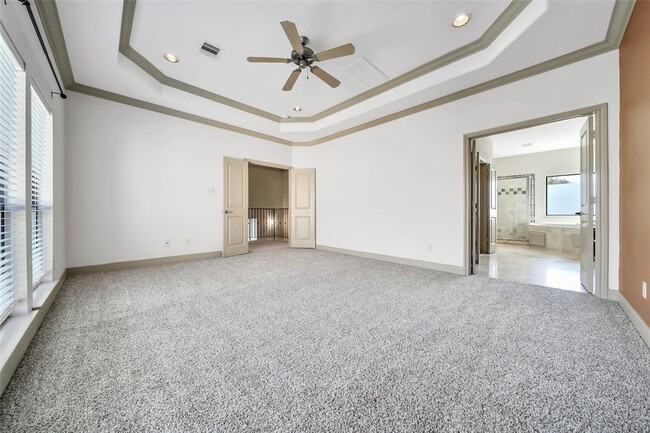Building Photo - 5221 Eigel St