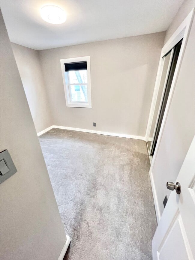 Building Photo - 5867 Poplar Hall Dr
