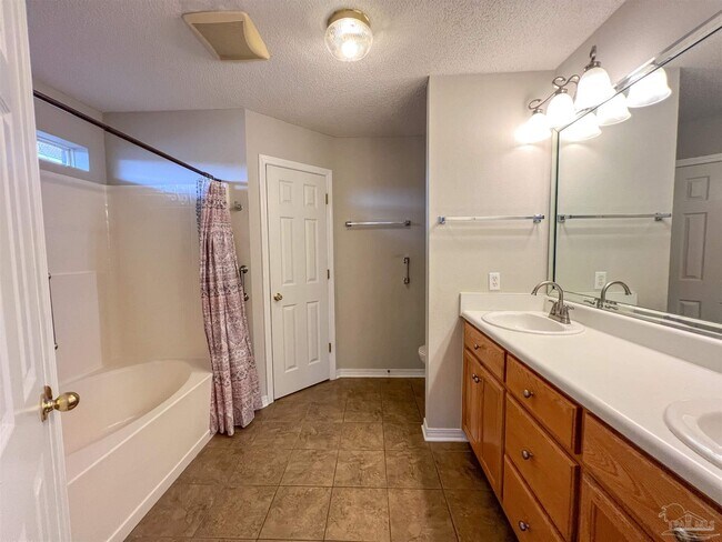 Building Photo - 2967 Creole Way