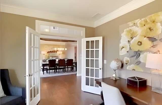 Building Photo - 5325 Chesire Ct