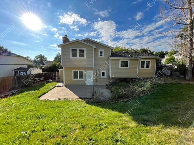 Building Photo - 18347 E Nassau Dr