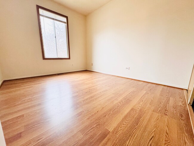 Building Photo - 1285 Haverhill Cir