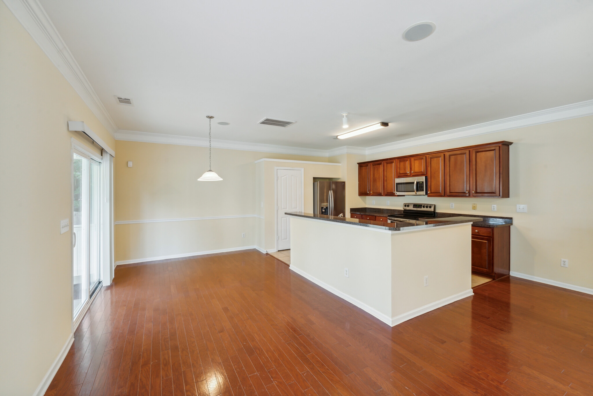 Building Photo - 9520 Mintworth Ave
