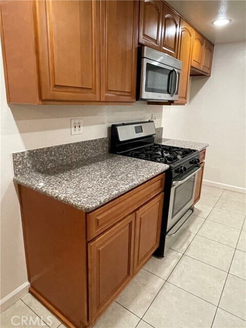 Building Photo - 6141 Marbrisa Ave