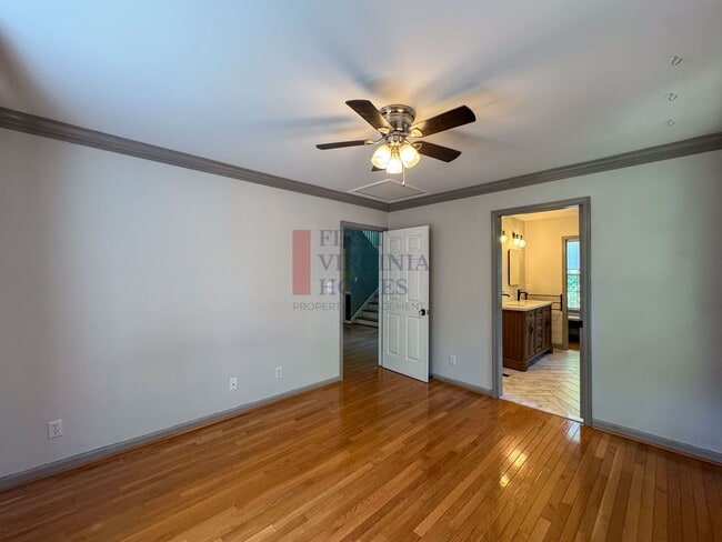 Building Photo - Lake Reynovia 4Bed/2.5Bath Rental