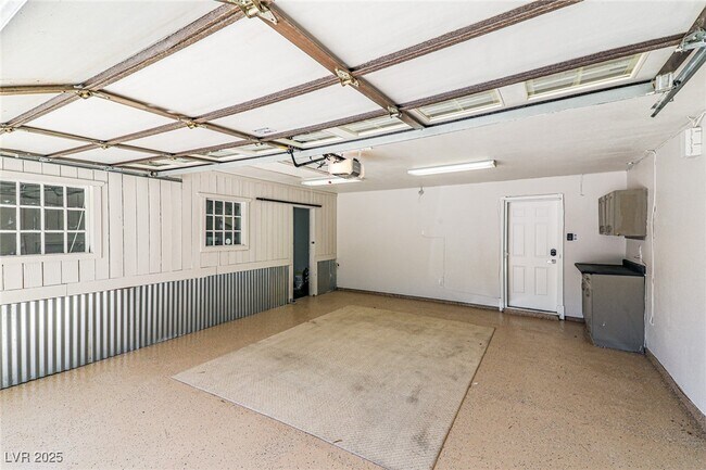 Building Photo - 2815 S Monte Cristo Way