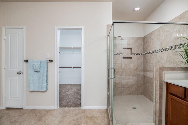 Building Photo - 14014 Sand Ridge Crossing