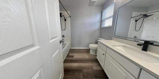 Building Photo - 7031 White Treetop Pl