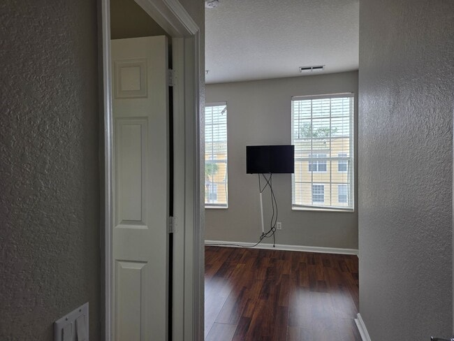 Building Photo - Three Bedroom Townhouse at Vista Cay in Orlando