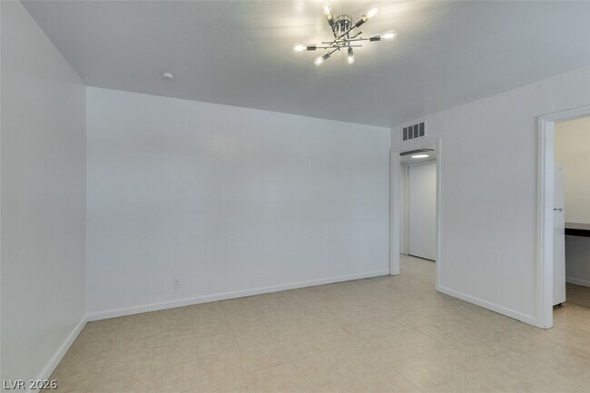 Building Photo - 1116 S Casino Center Blvd