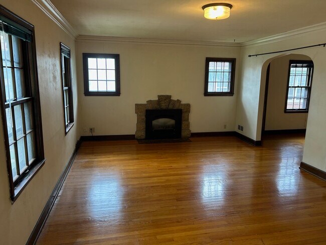 Building Photo - 2551 University Ave