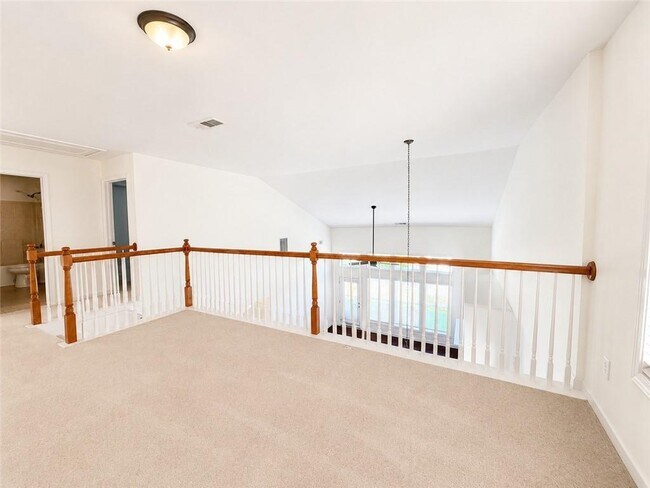 Building Photo - 3487 Harvest Ridge Ln NE