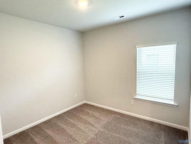 Building Photo - 28529 Whitehall Ln
