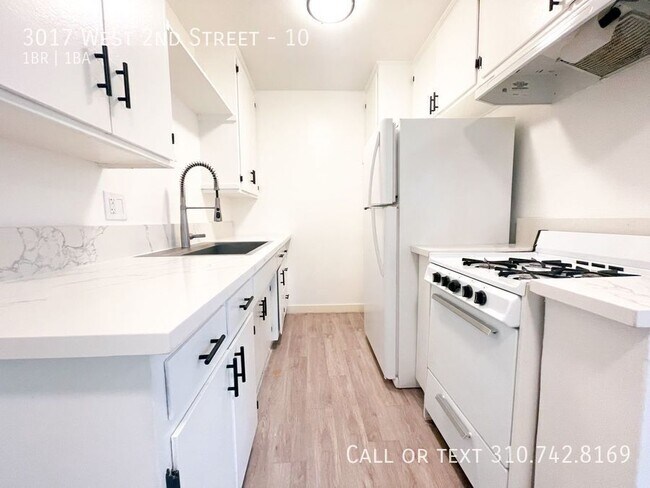 Building Photo - 3017 W 2nd St