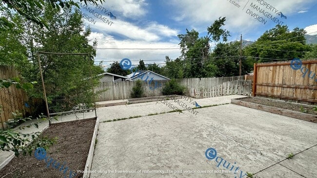 Building Photo - 1721 East Fort Union Blvd