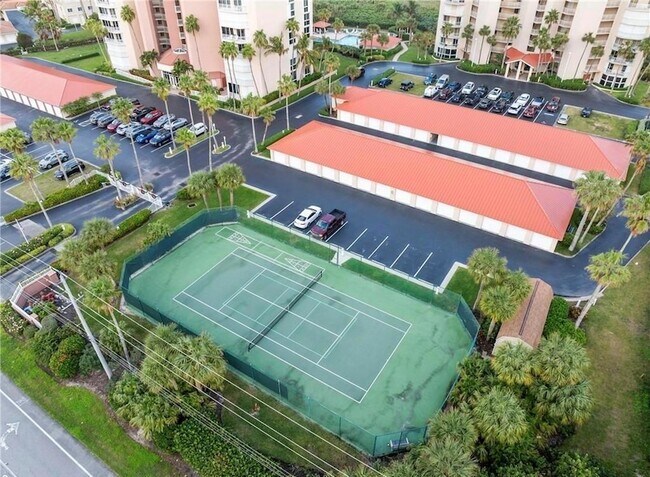 Building Photo - 3870 N Hwy A1A