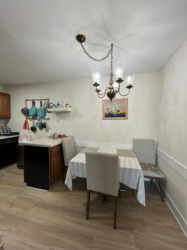 Building Photo - Fully furnished and ready to move in - Heat, Water and Internet are included - Newly renovated in...