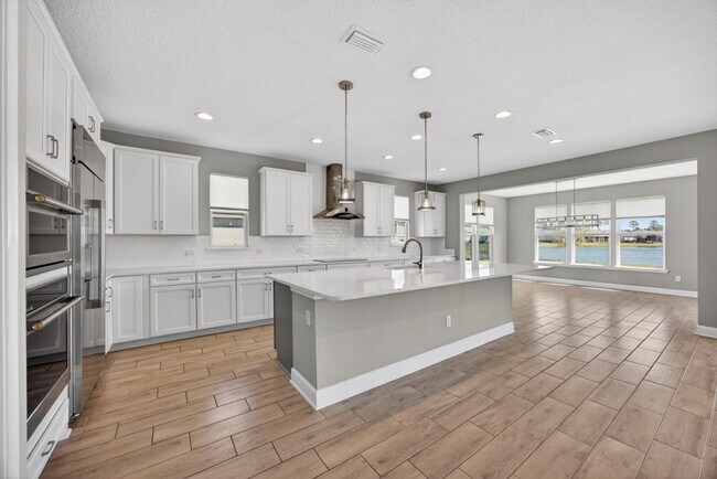 Building Photo - 85614 Fall River Pkwy