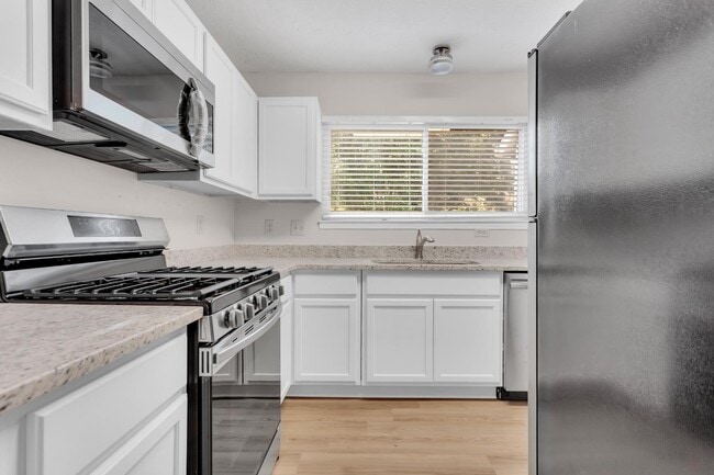 Building Photo - 2186 Spring Walk Ct