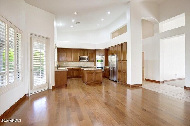 Building Photo - 6738 E Montreal Pl