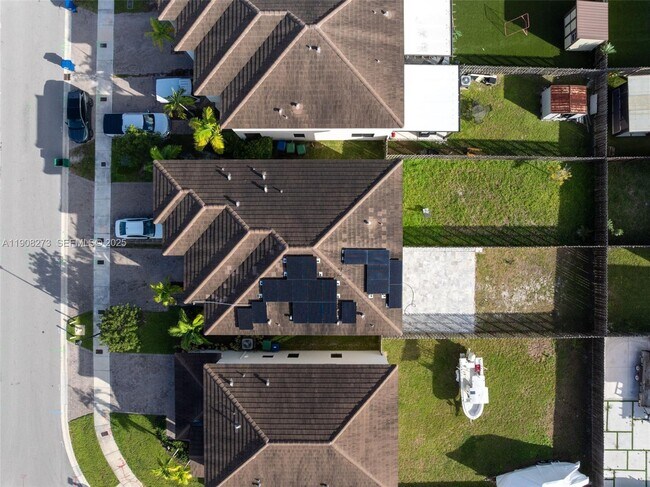 Building Photo - 24985 SW 107th Ct