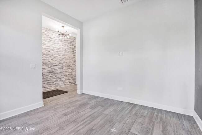 Building Photo - 9755 Invention Ln