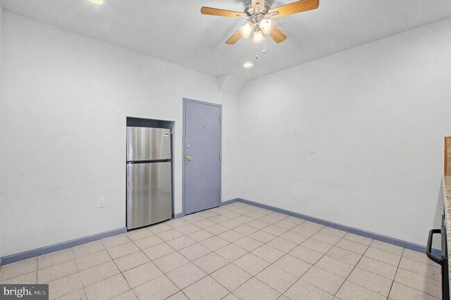 Building Photo - 1425 Jackson St