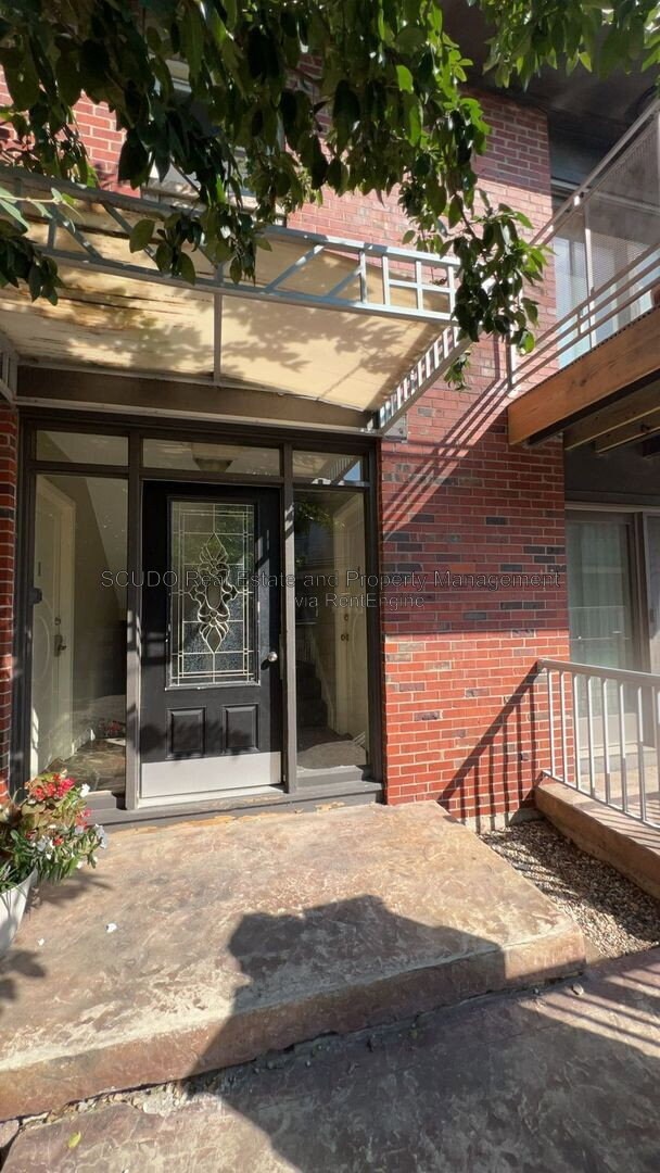 Building Photo - 4203 Clark Ave