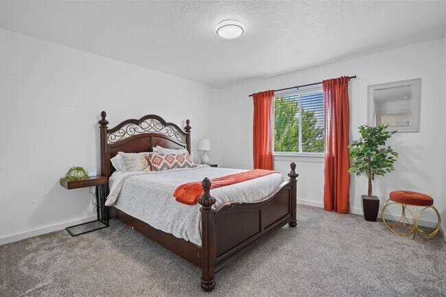 Building Photo - 11230 Silver River Loop