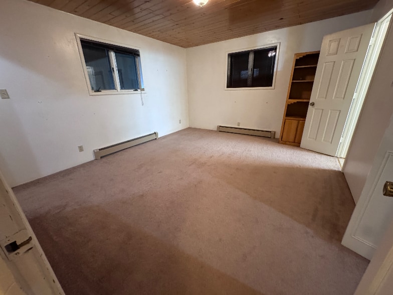 Building Photo - 1356 Shenandoah Dr