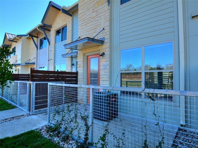 Building Photo - 7805 Cooper Ln