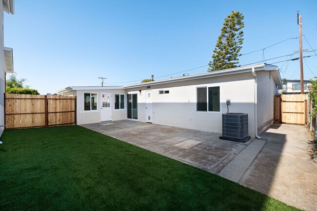 Building Photo - 4626 Derrick Dr