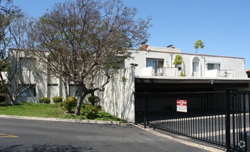 Building Photo - Kent Avenue Partnership, LP - Florida