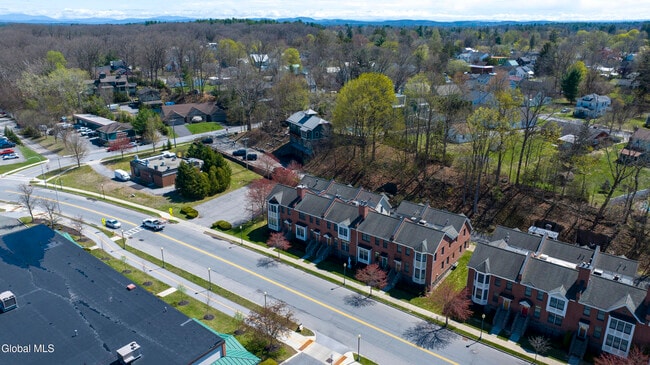 Building Photo - 164 High Rock Ave