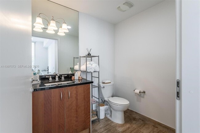 Building Photo - 300 S Biscayne Blvd