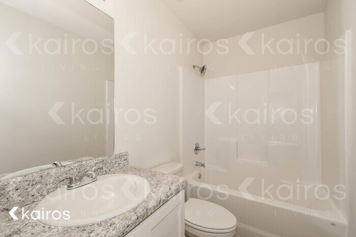 Building Photo - 2583 Catalina Ct