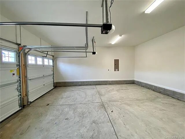 Building Photo - 6020 Britannia Blvd