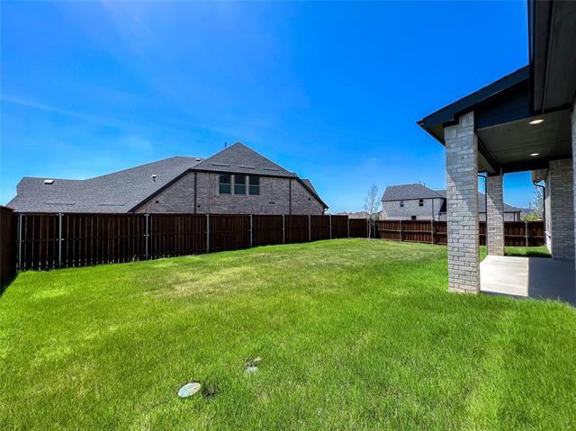 Building Photo - 2201 Essex Ct