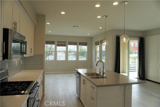 Building Photo - 163 Patria